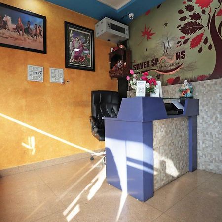 Oyo 38520 Hotel Silverspoon Roorkee Екстер'єр фото
