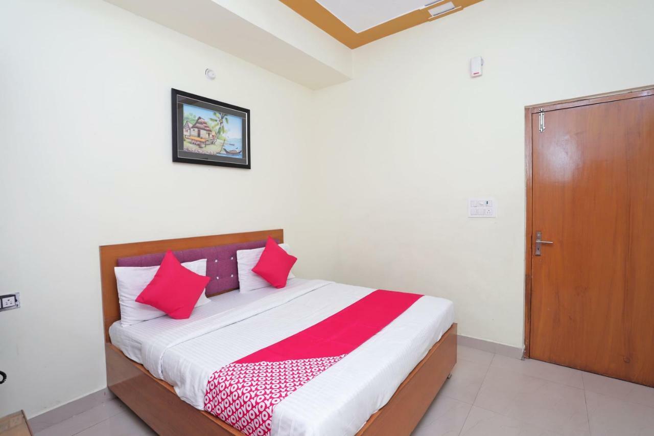 Oyo 38520 Hotel Silverspoon Roorkee Екстер'єр фото