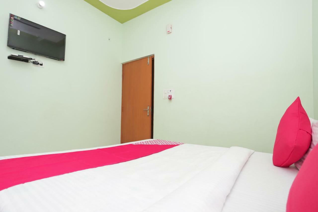 Oyo 38520 Hotel Silverspoon Roorkee Екстер'єр фото
